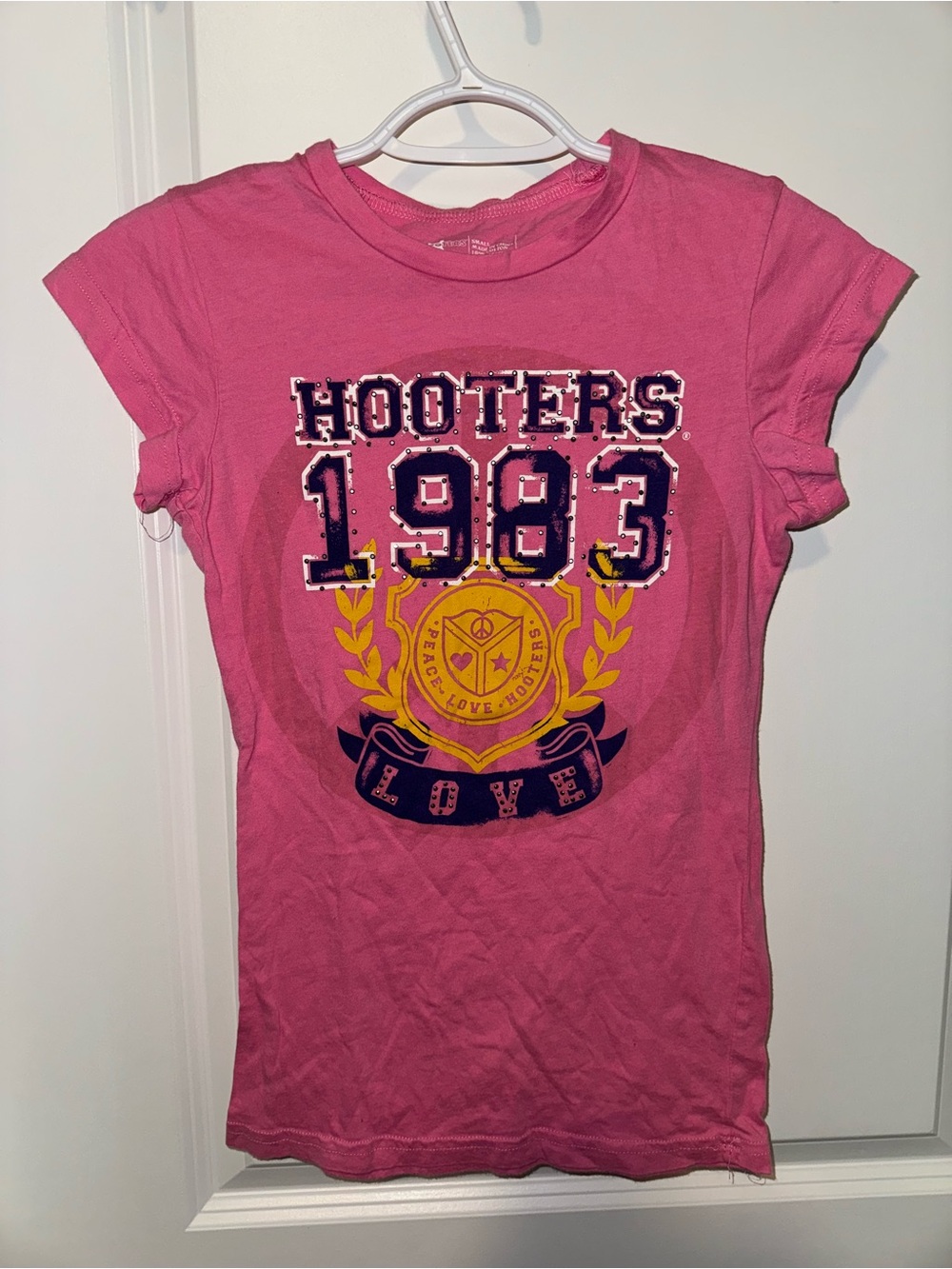 Hooters Pink Graphic Tee with Yellow Crest